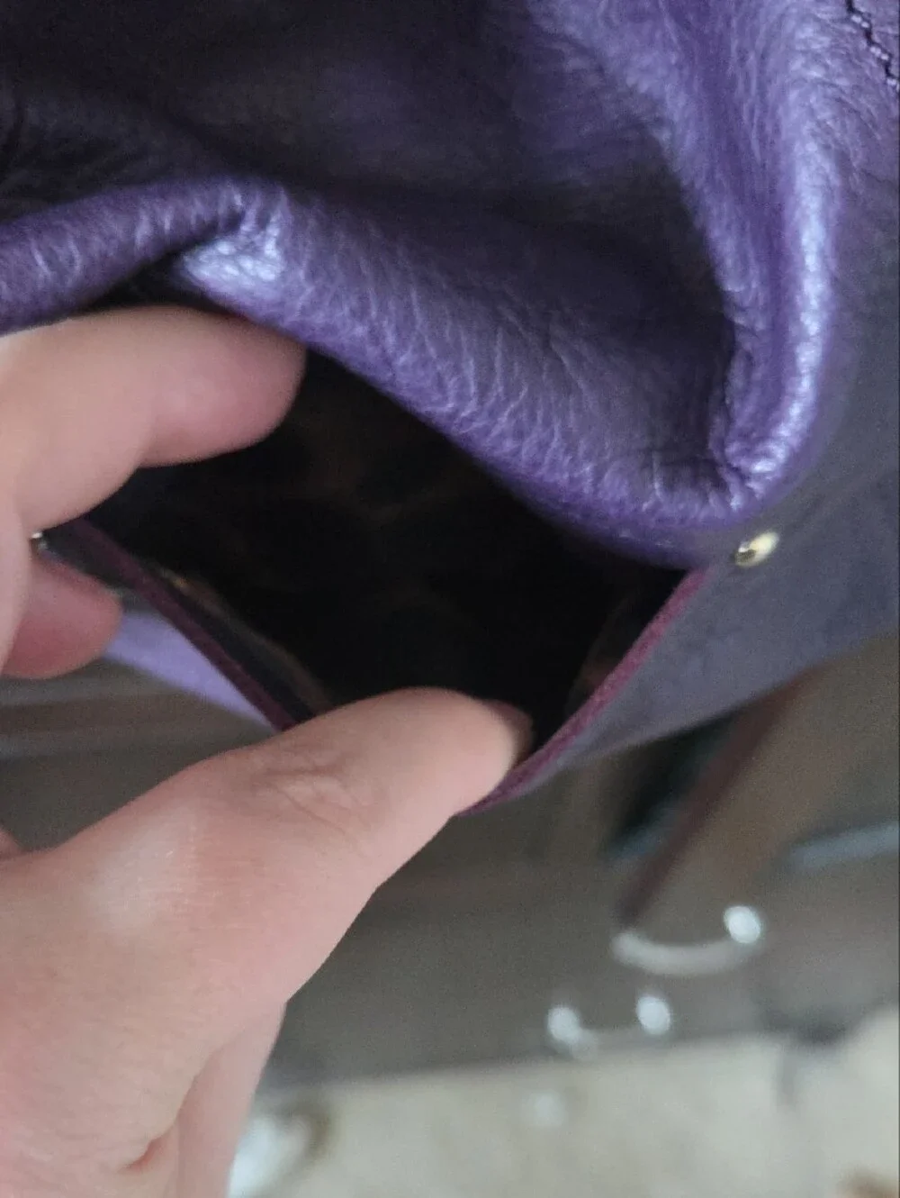 B. Makowsky Purple Pebbled Leather Slouchy Hobo Bag Bronze Straps